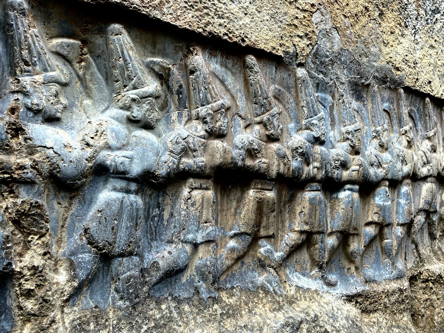 How to Use PDFs to Master Assyrian